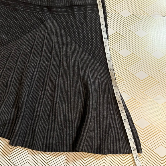 Max Studio Knit Mini Skirt - Picture 4 of 6